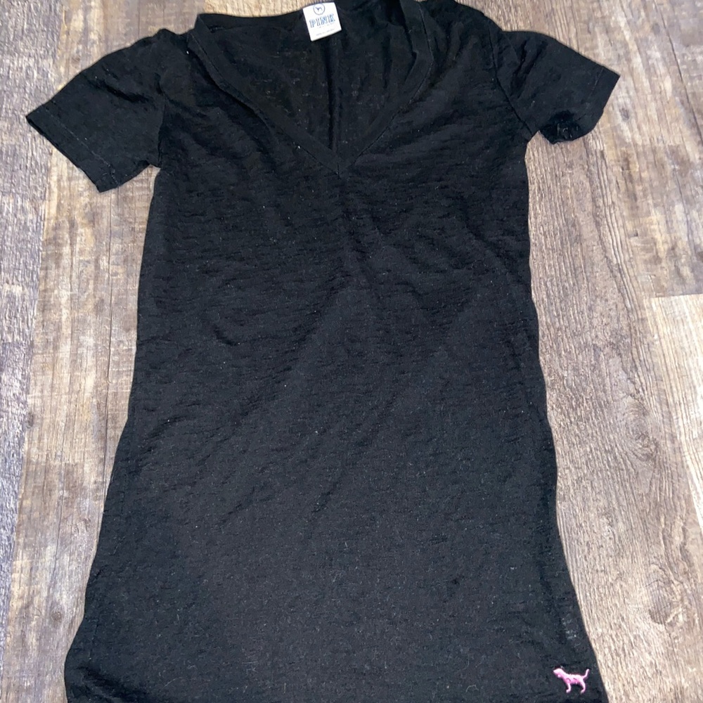 pink shirt